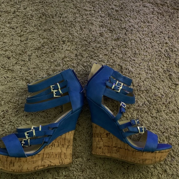 Wedge shoes - Picture 3 of 4